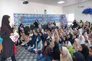 مربیان مرکز ۵ مشهد میهمان دانش‌آموزان در هفته کتاب